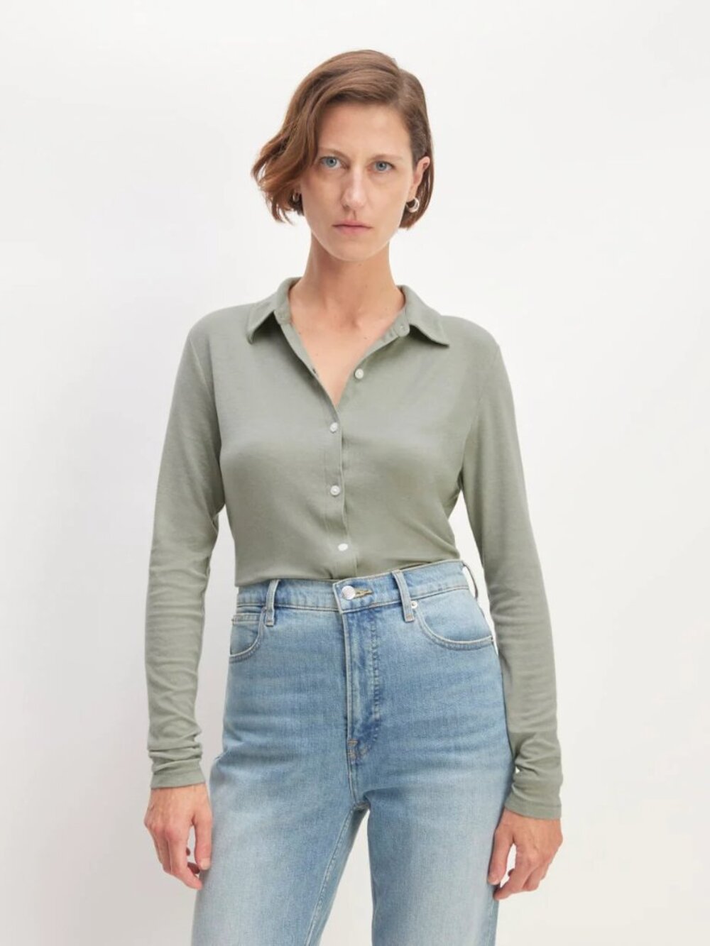 Everlane The Must-Have Shirt in Butterluxe